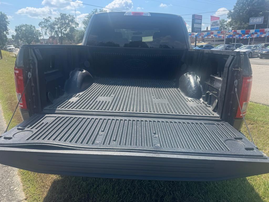 2017 Ford F-150 - $18,995