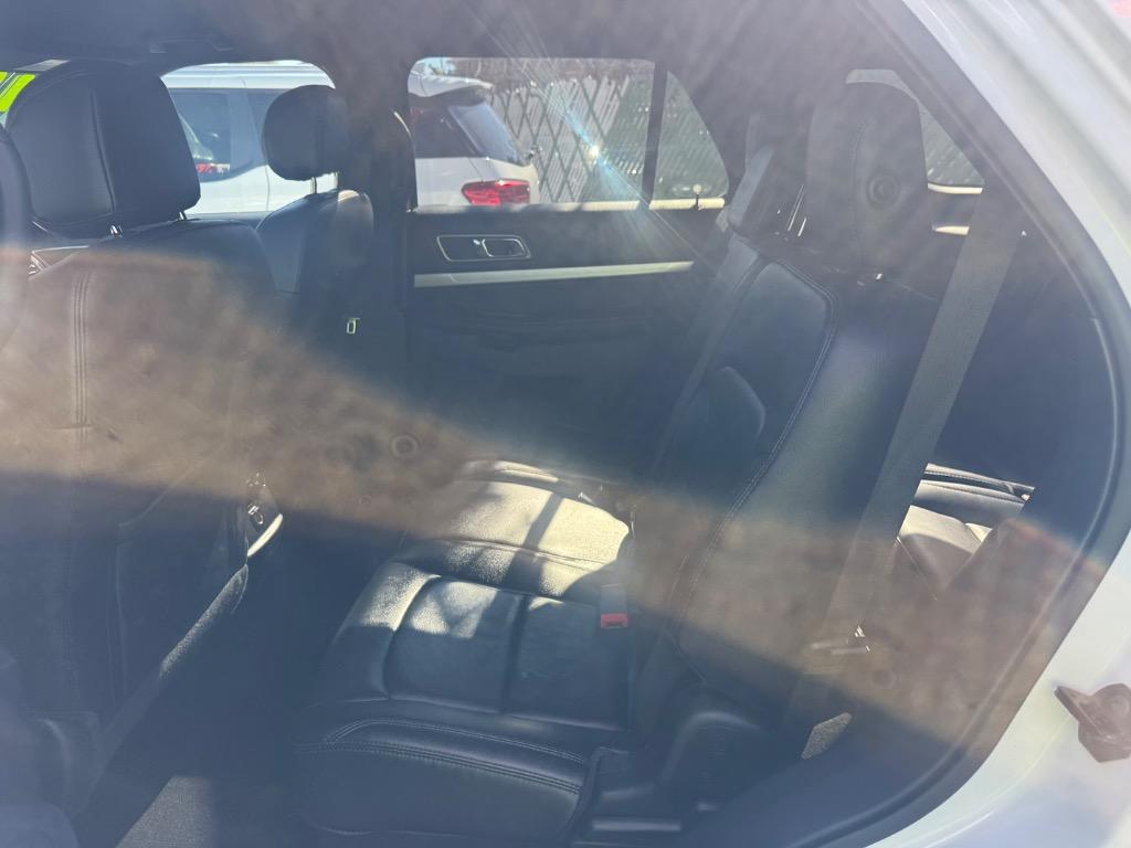 2017 Ford Explorer - $12,995
