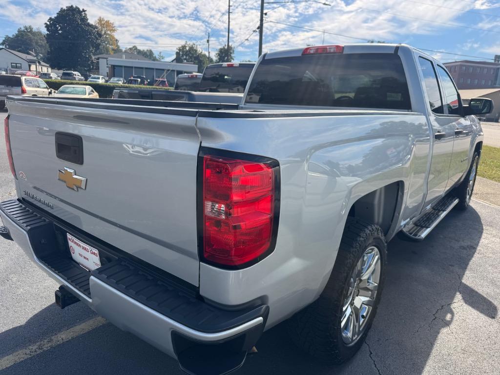 2018 Chevrolet Silverado - $17,995