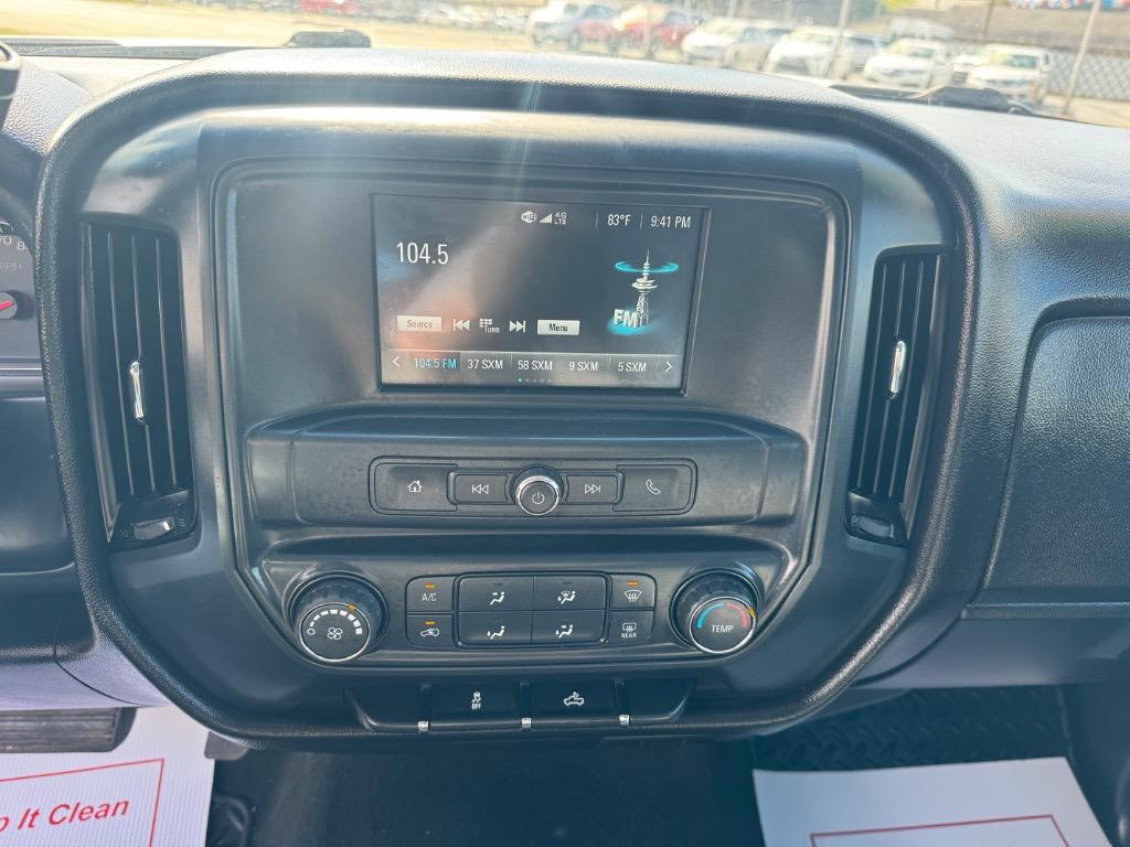 2018 Chevrolet Silverado - $17,995