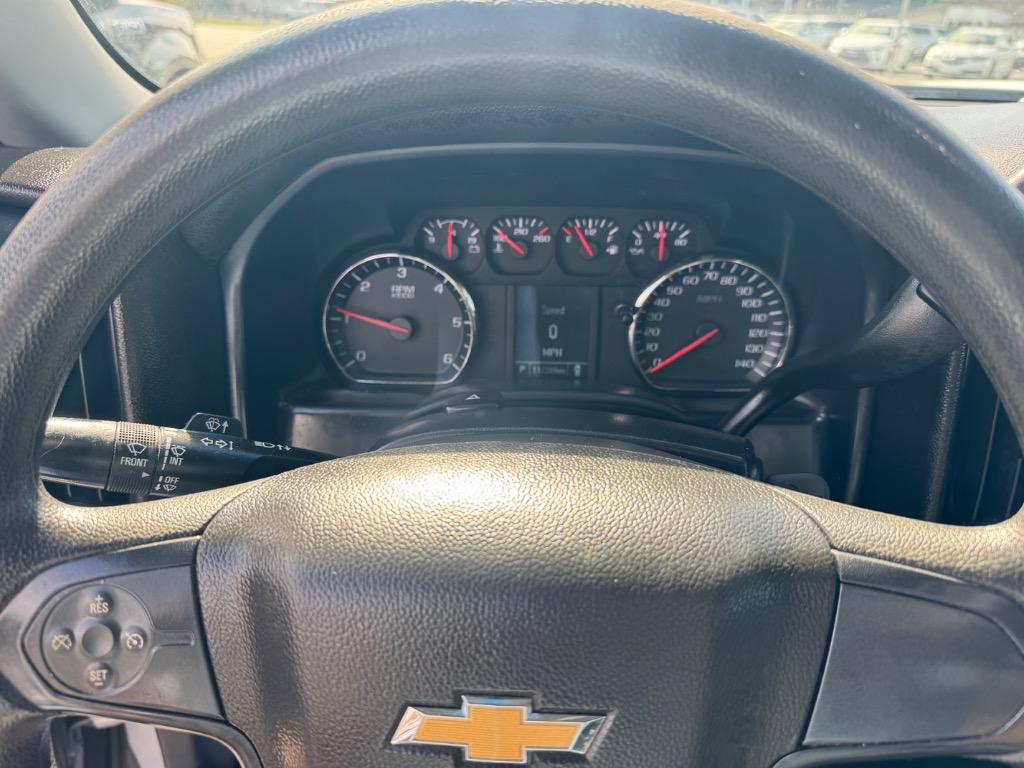 2018 Chevrolet Silverado - $17,995