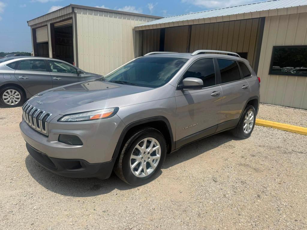 2018 Jeep Cherokee - $8,995