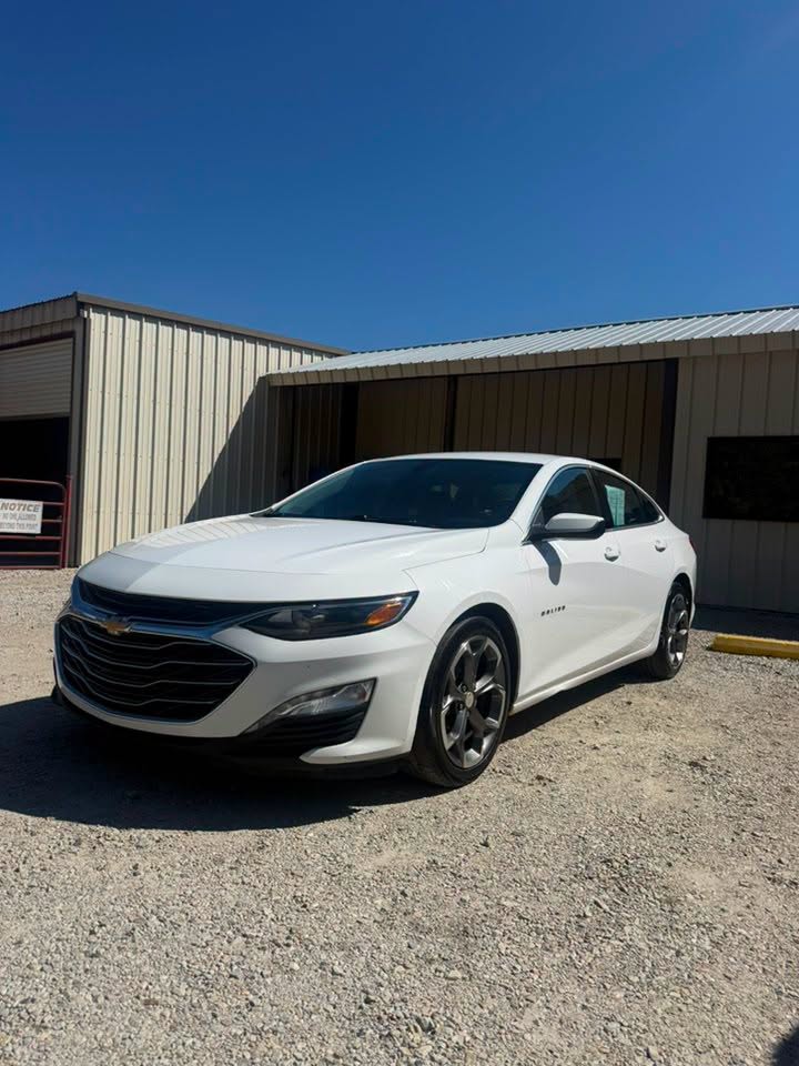 2020 Chevrolet Malibu - $14,995