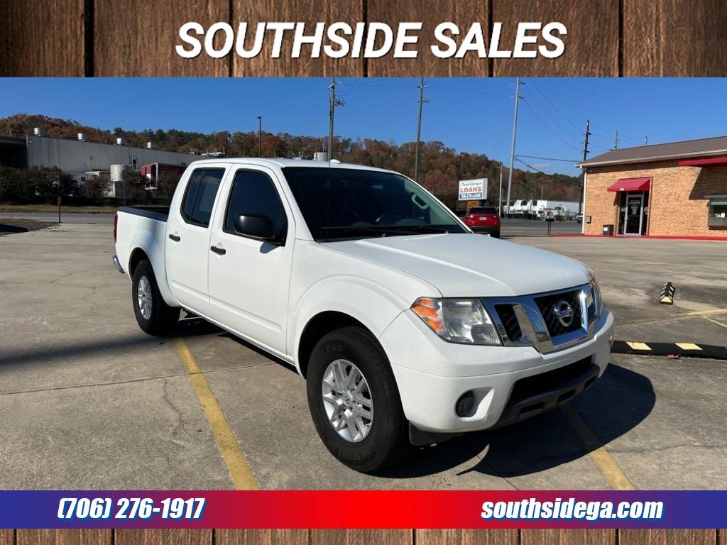 The 2017 Nissan Frontier SV photos