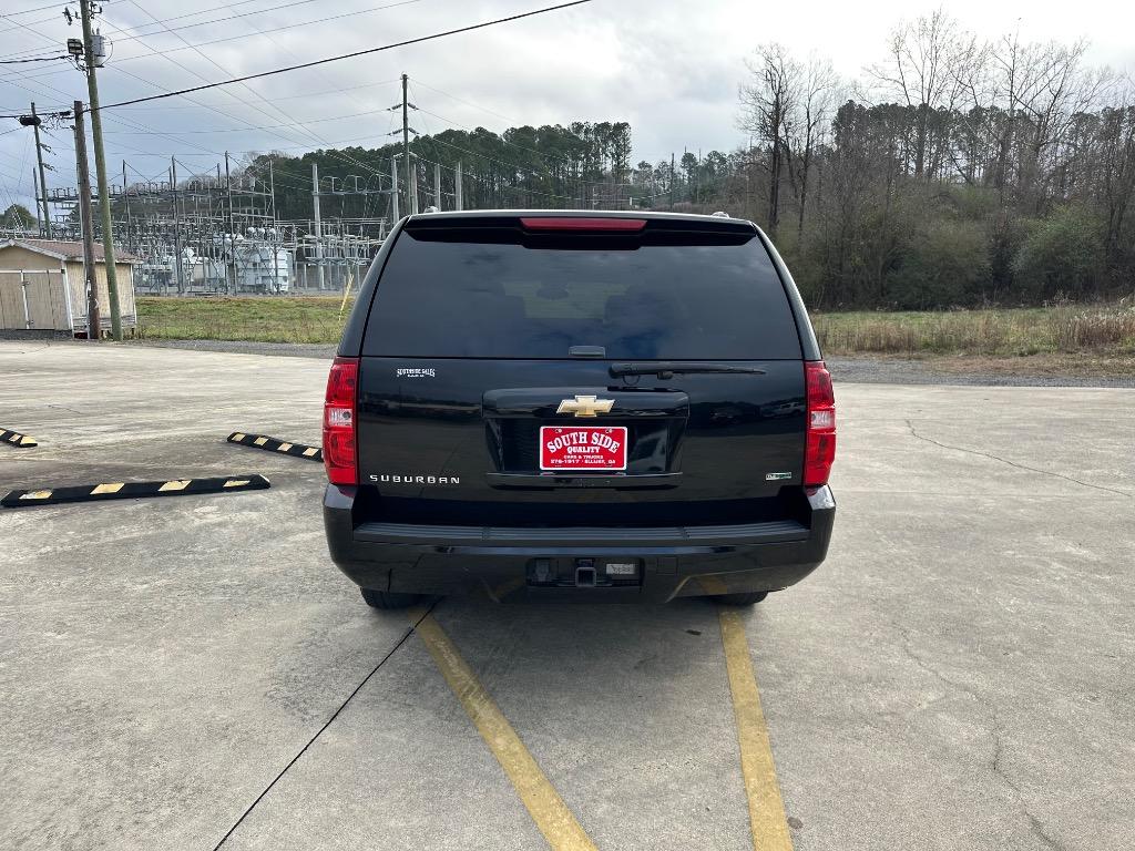 2011 Chevrolet Suburban LS 1500 photo