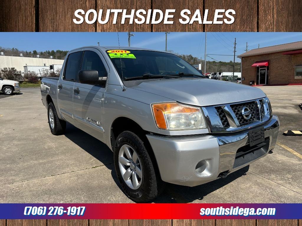 2011 Nissan Titan S photo