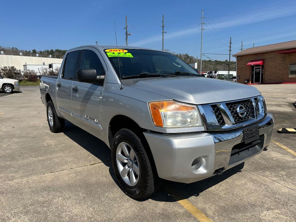 2011 Nissan Titan S photo
