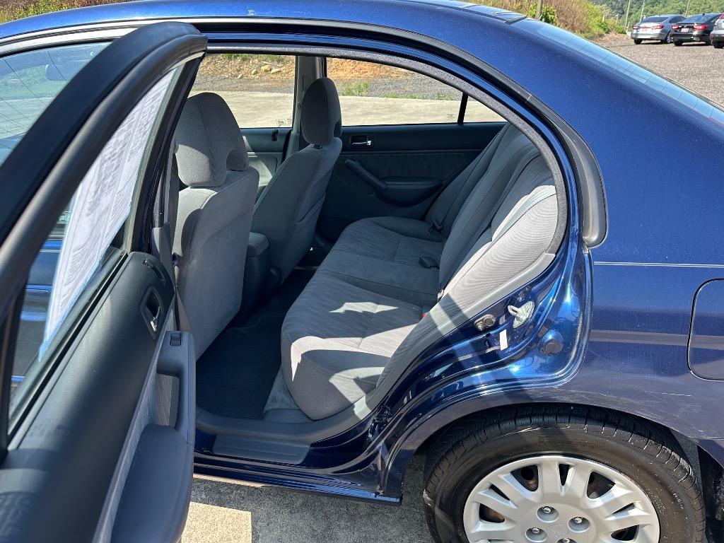 2004 Honda Civic LX photo
