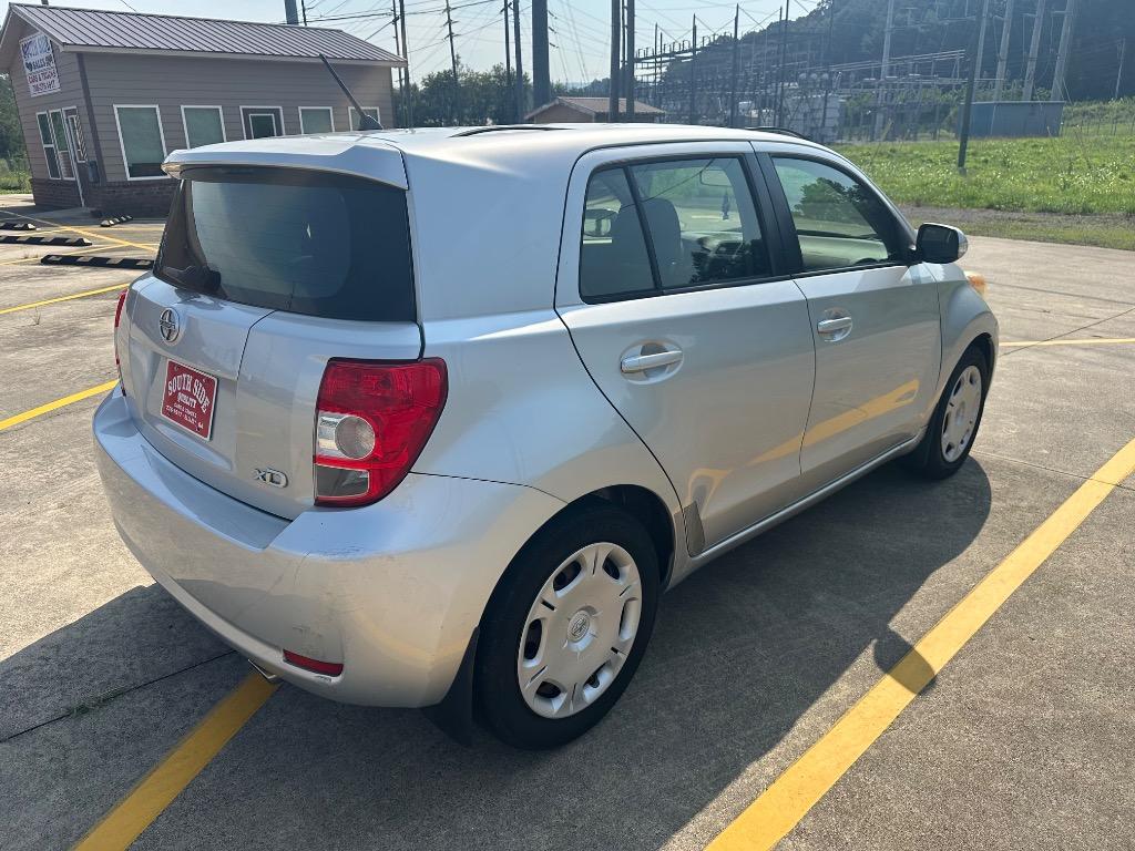 2012 Toyota Scion Xd - $7,995