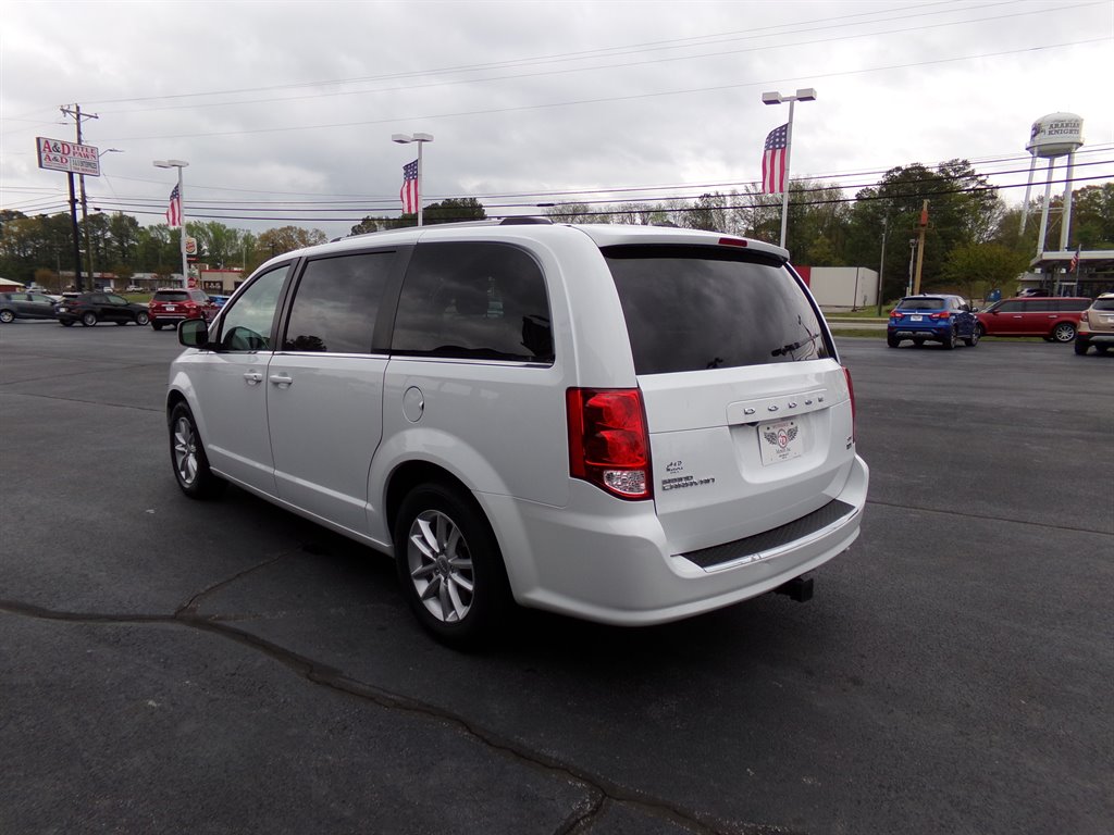 2019 Dodge Grand Caravan SXT photo