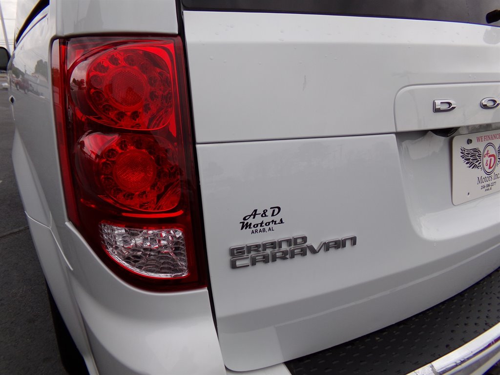 2019 Dodge Grand Caravan SXT photo