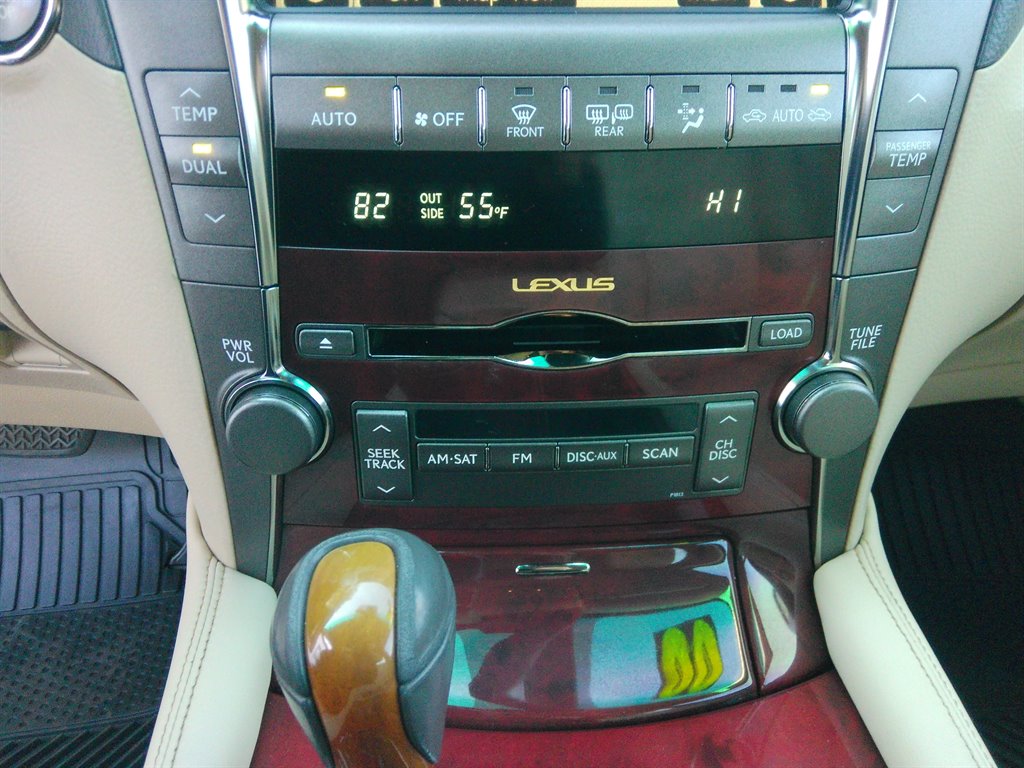 2009 Lexus LS 460 photo