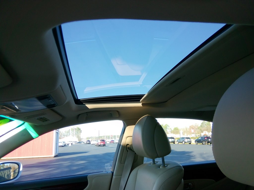 2009 Lexus LS 460 photo