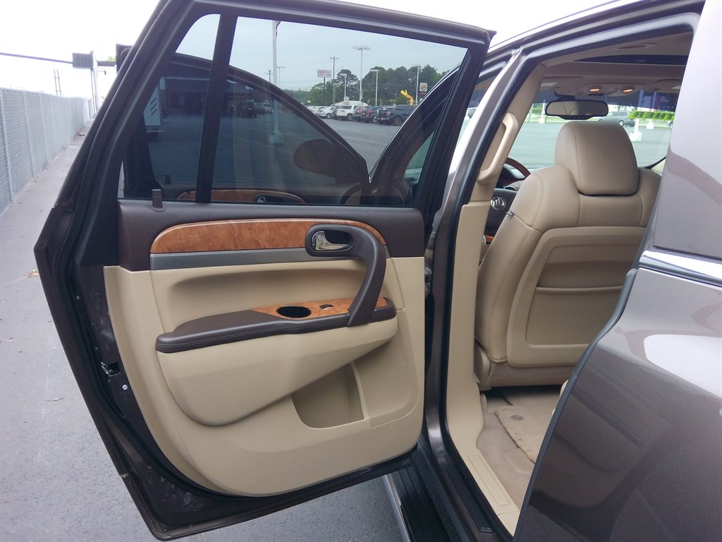 2011 Buick Enclave CXL-2 photo