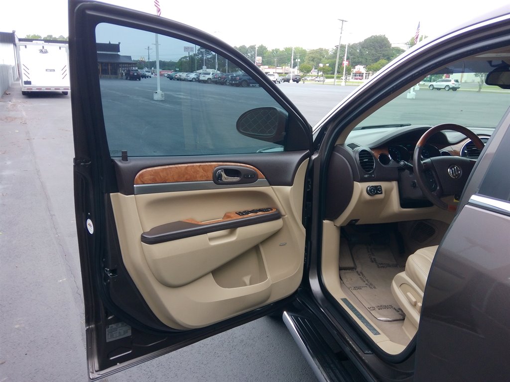 2011 Buick Enclave CXL-2 photo