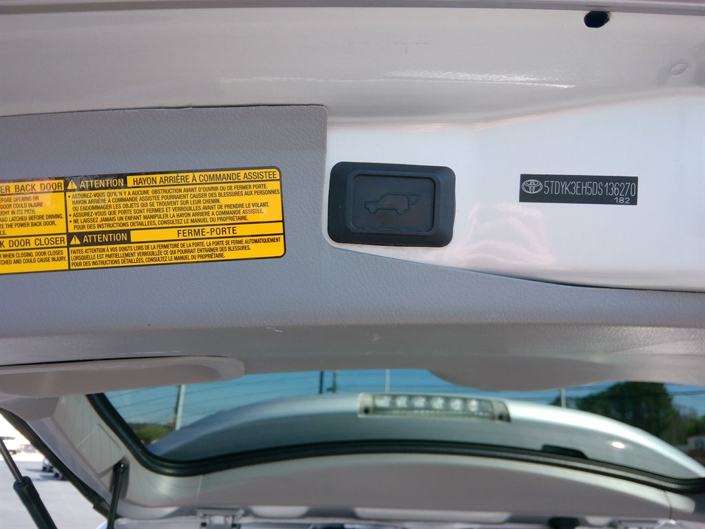 2013 Toyota Highlander Limited photo