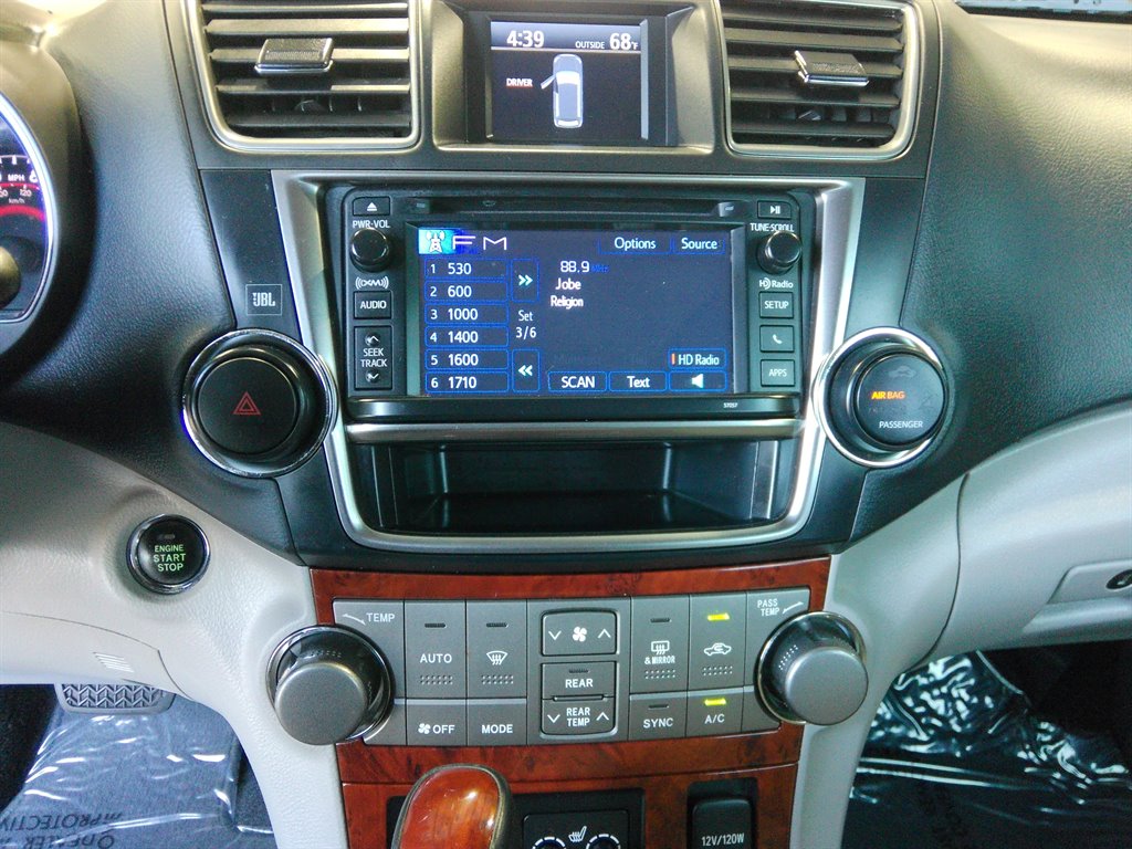 2013 Toyota Highlander Limited photo