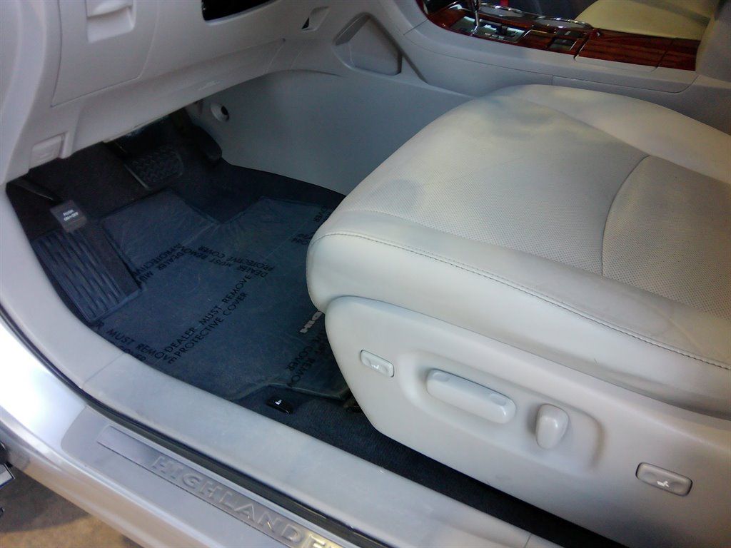 2013 Toyota Highlander Limited photo