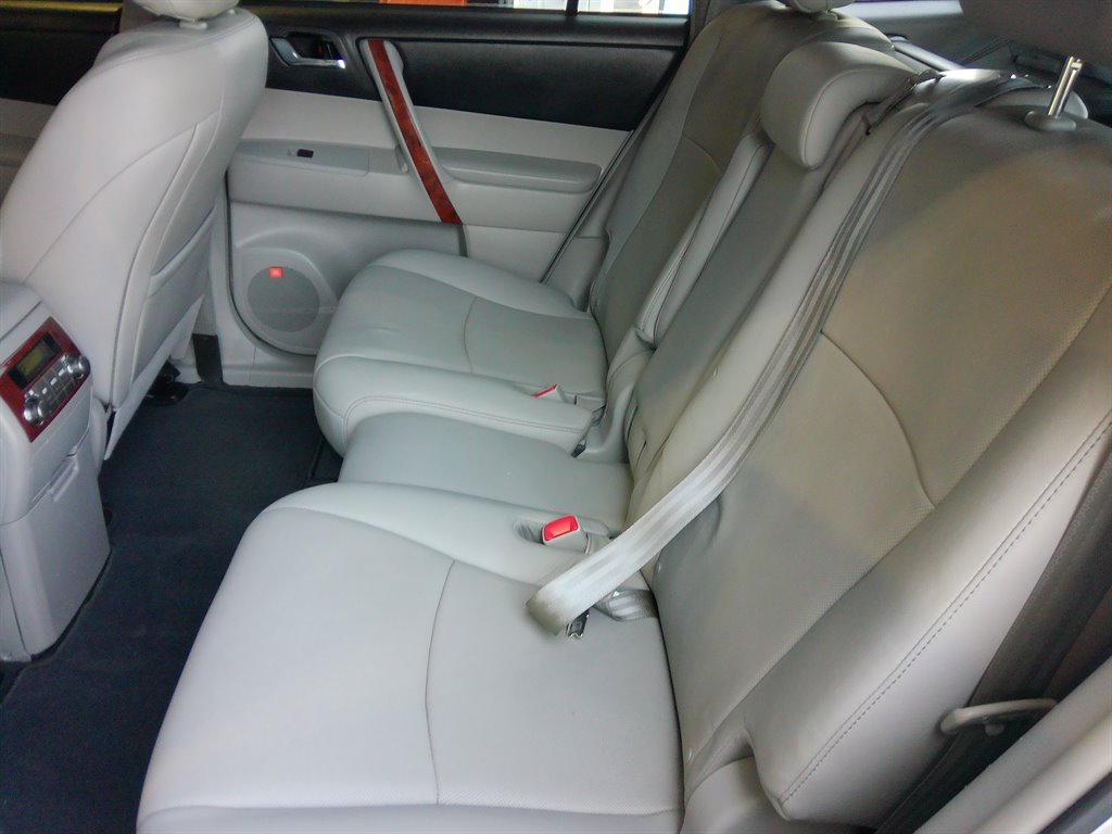 2013 Toyota Highlander Limited photo