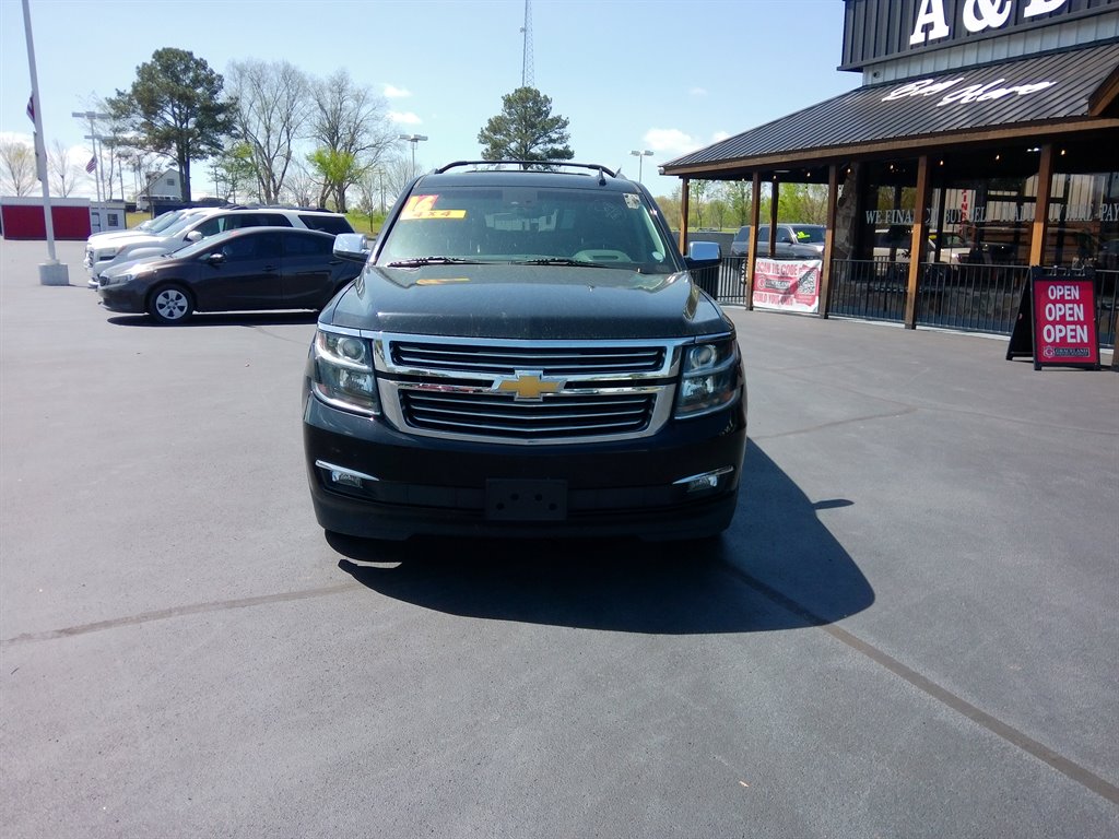2016 Chevrolet Suburban 1500 LTZ photo