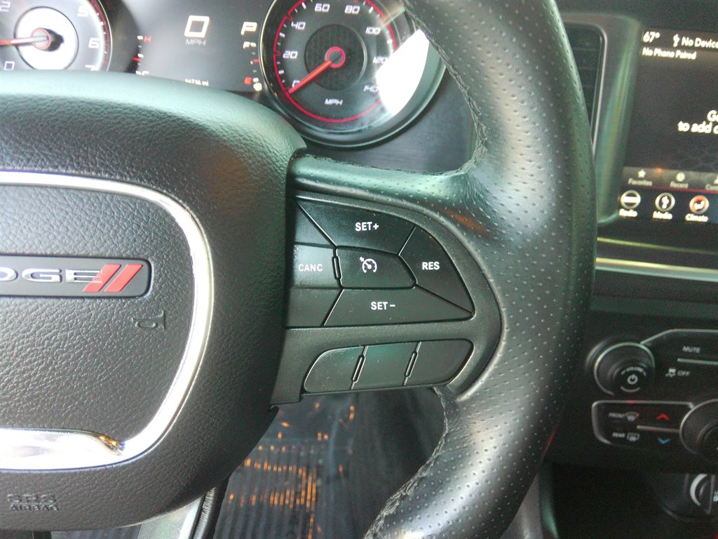 2018 Dodge Charger SXT Plus photo