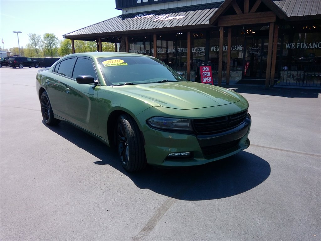 2018 Dodge Charger SXT Plus photo