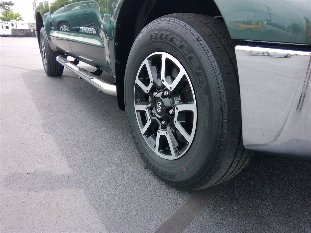 2008 Toyota Tundra SR5 photo