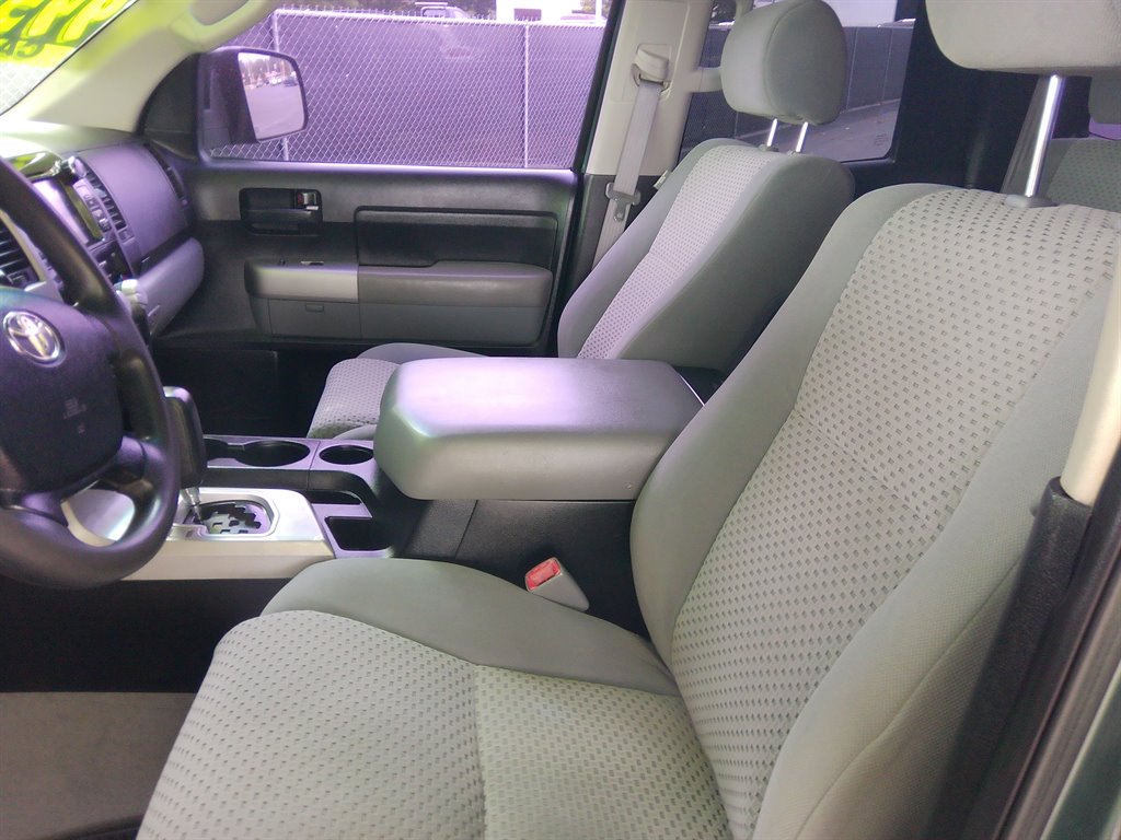 2008 Toyota Tundra SR5 photo