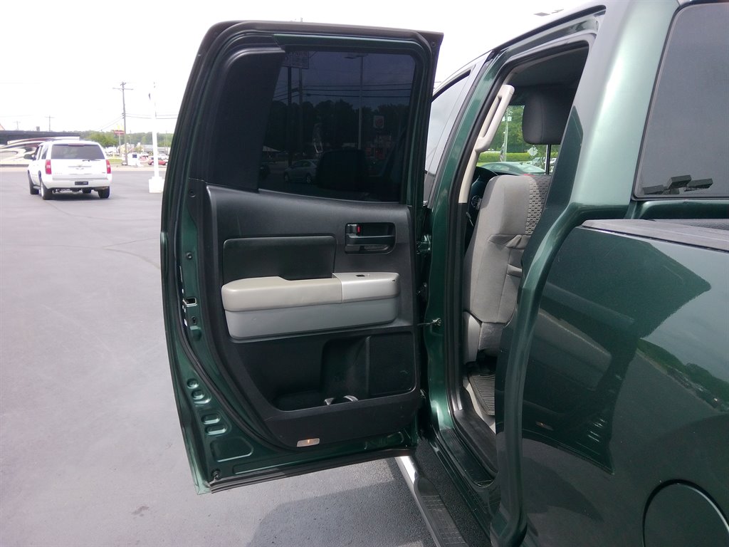 2008 Toyota Tundra SR5 photo