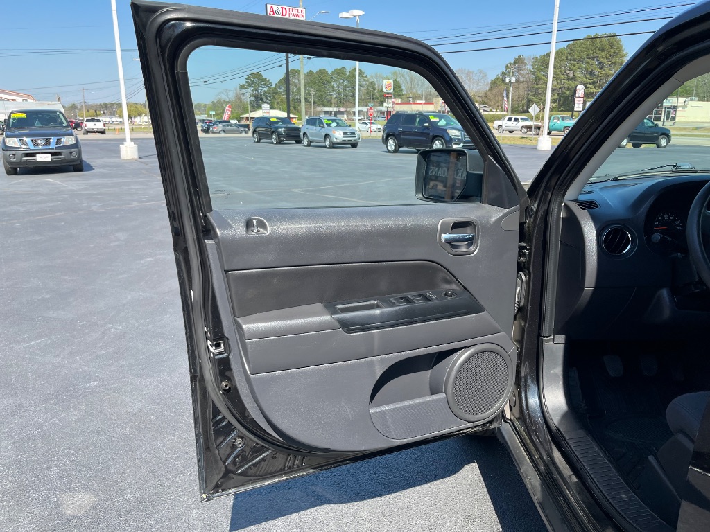 2009 Jeep Patriot - $8,995