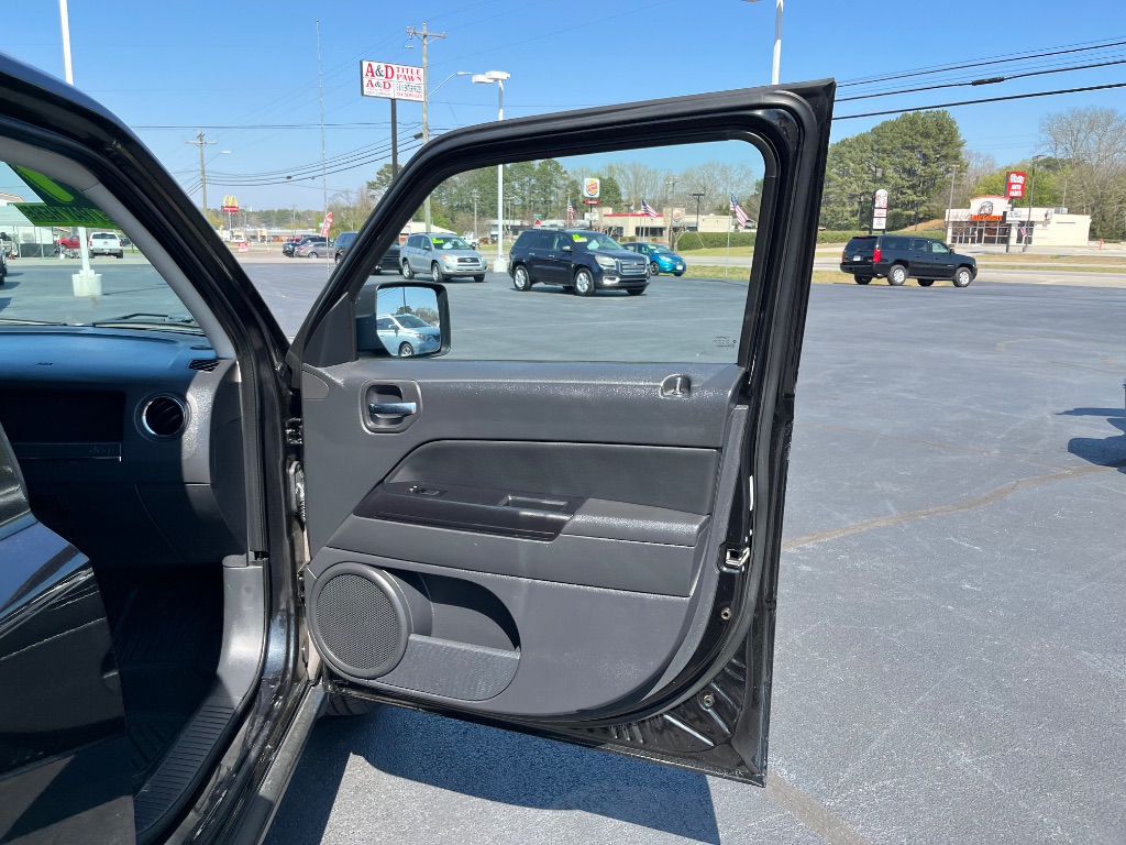 2009 Jeep Patriot - $8,995