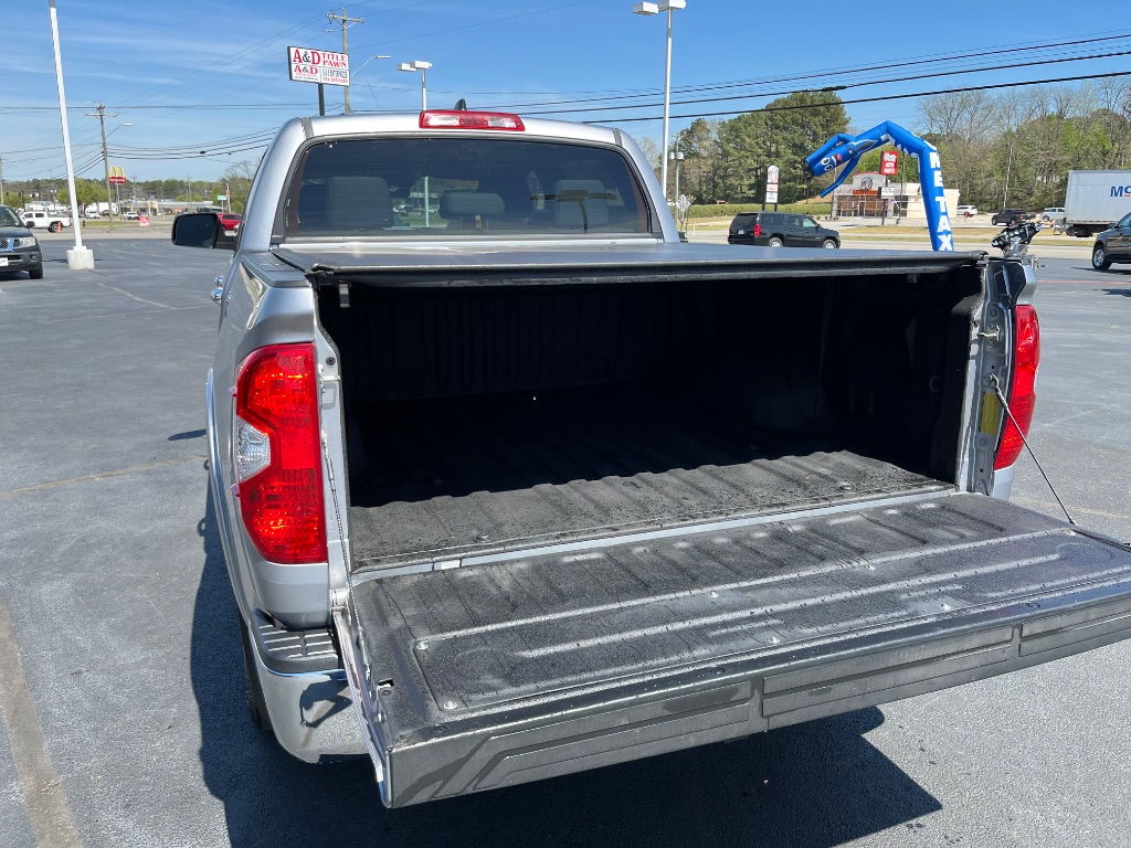 2020 Toyota Tundra - $27,900