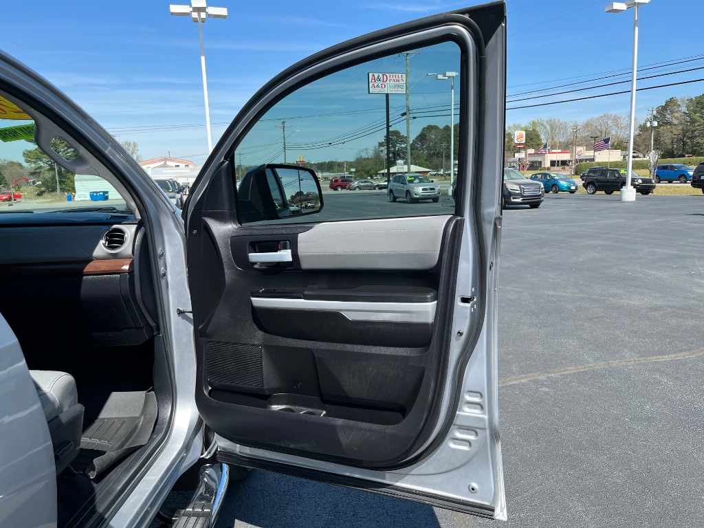 2020 Toyota Tundra - $27,900