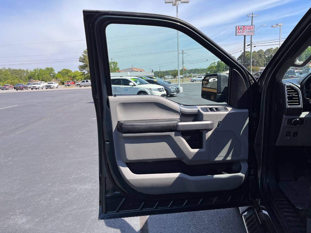 2015 Ford F-150 - $20,500