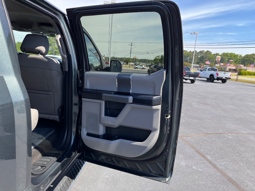 2015 Ford F-150 - $20,500