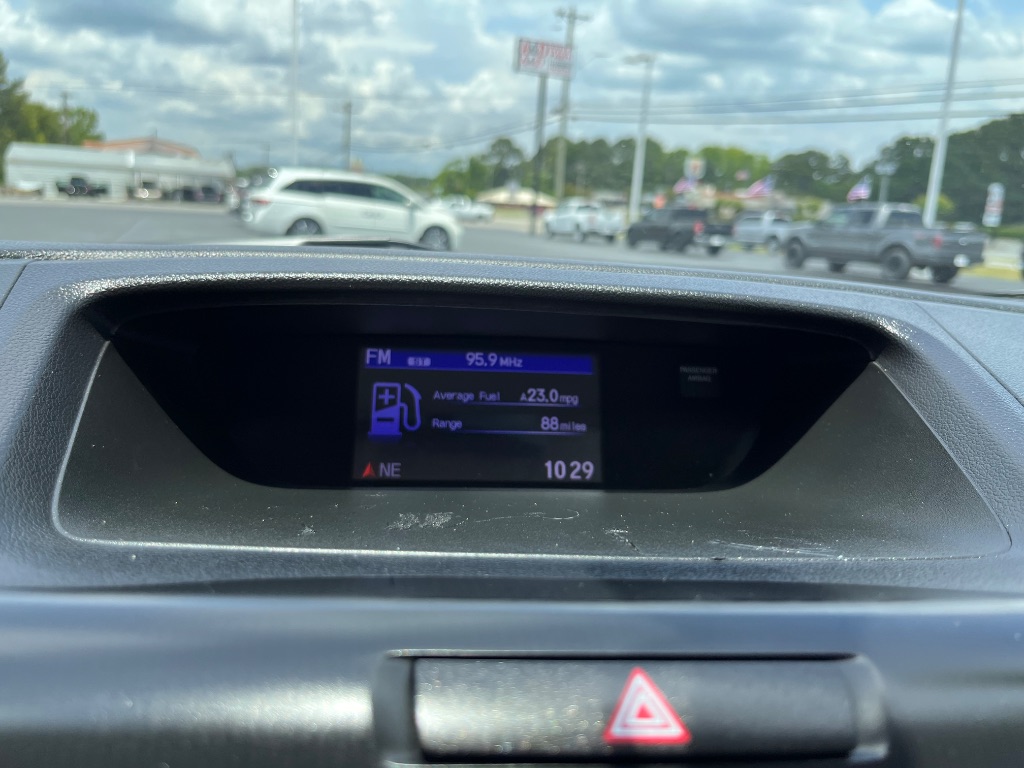 2015 Honda CR-V - $17,900