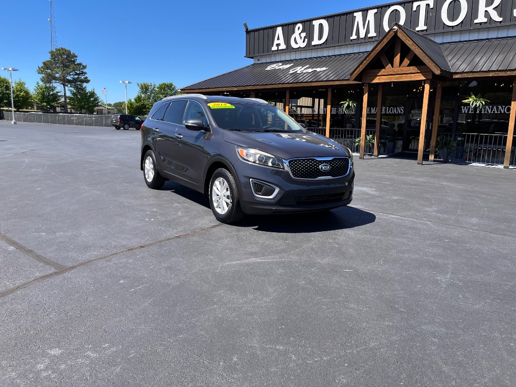 2018 Kia Sorento - $14,990