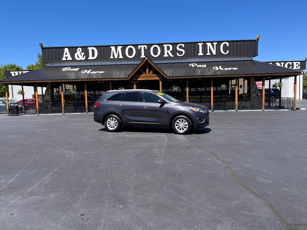 2018 Kia Sorento - $14,990