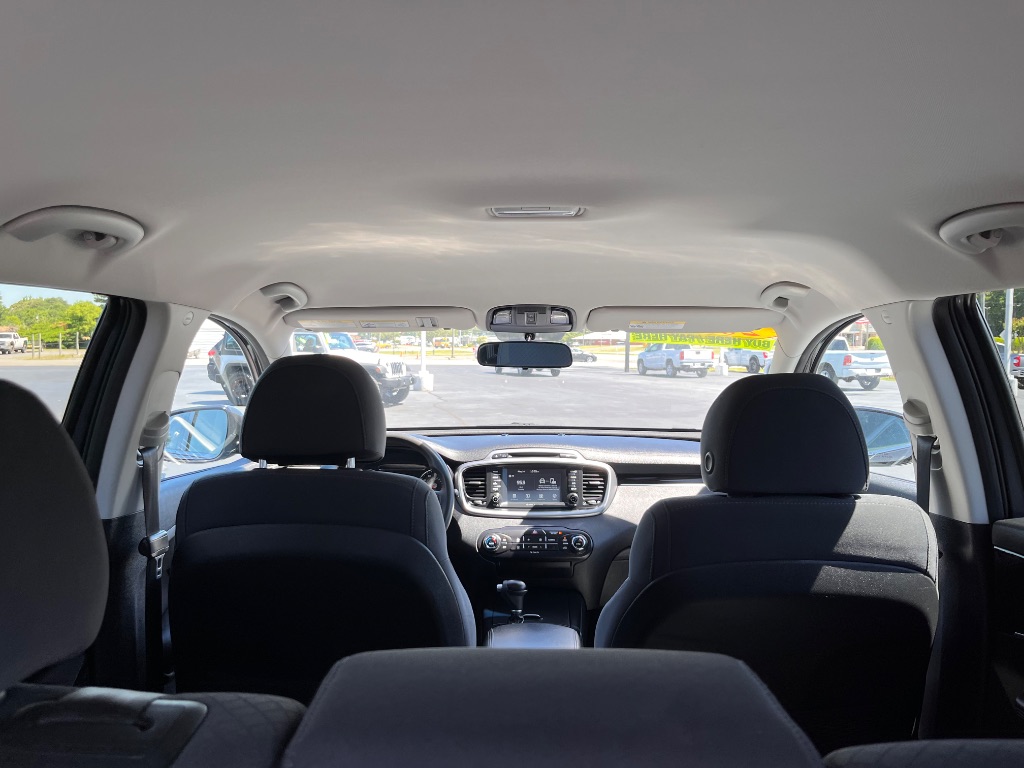 2018 Kia Sorento - $14,990