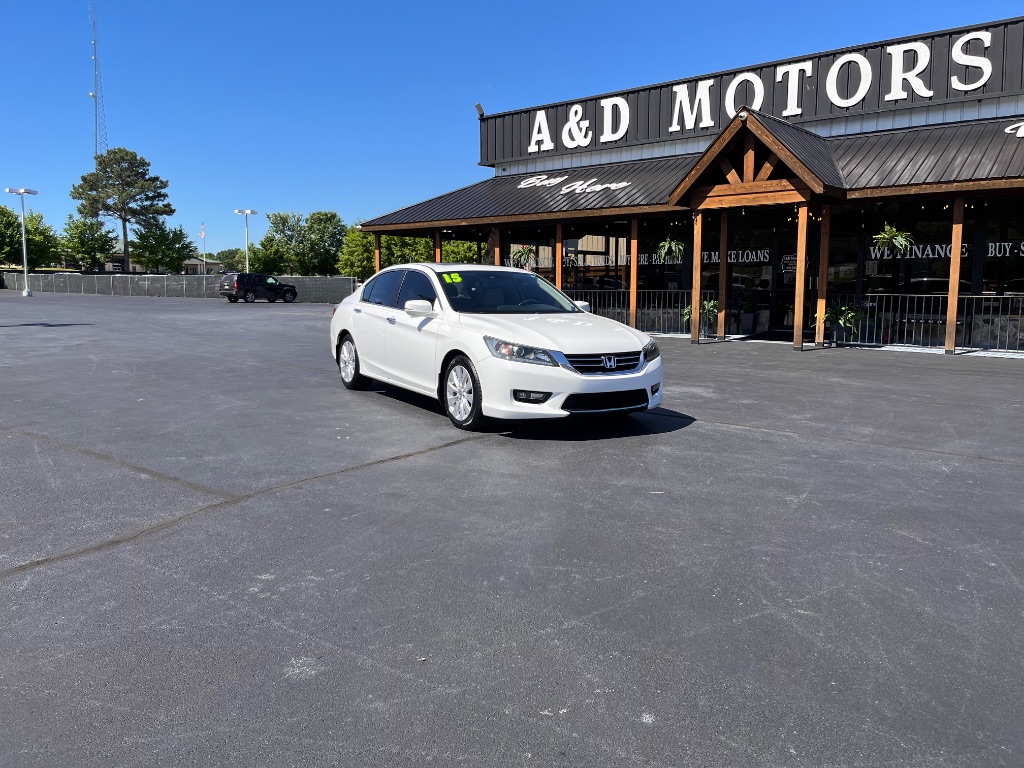 2015 Honda Accord - $16,900