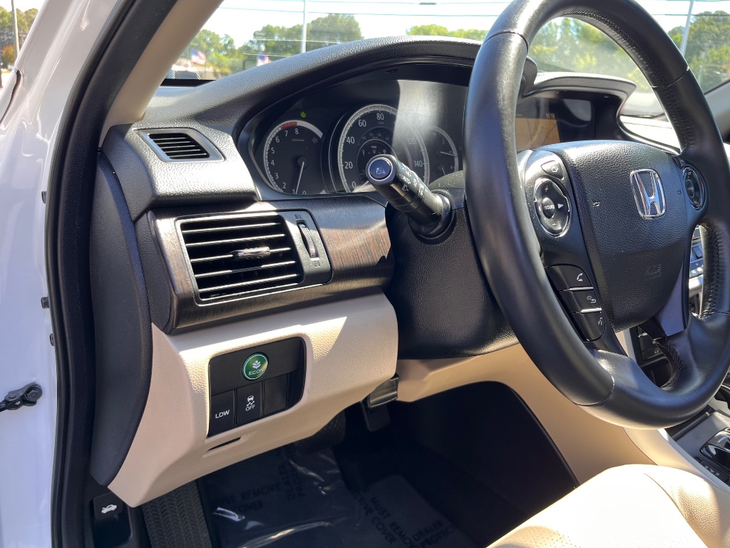 2015 Honda Accord - $16,900
