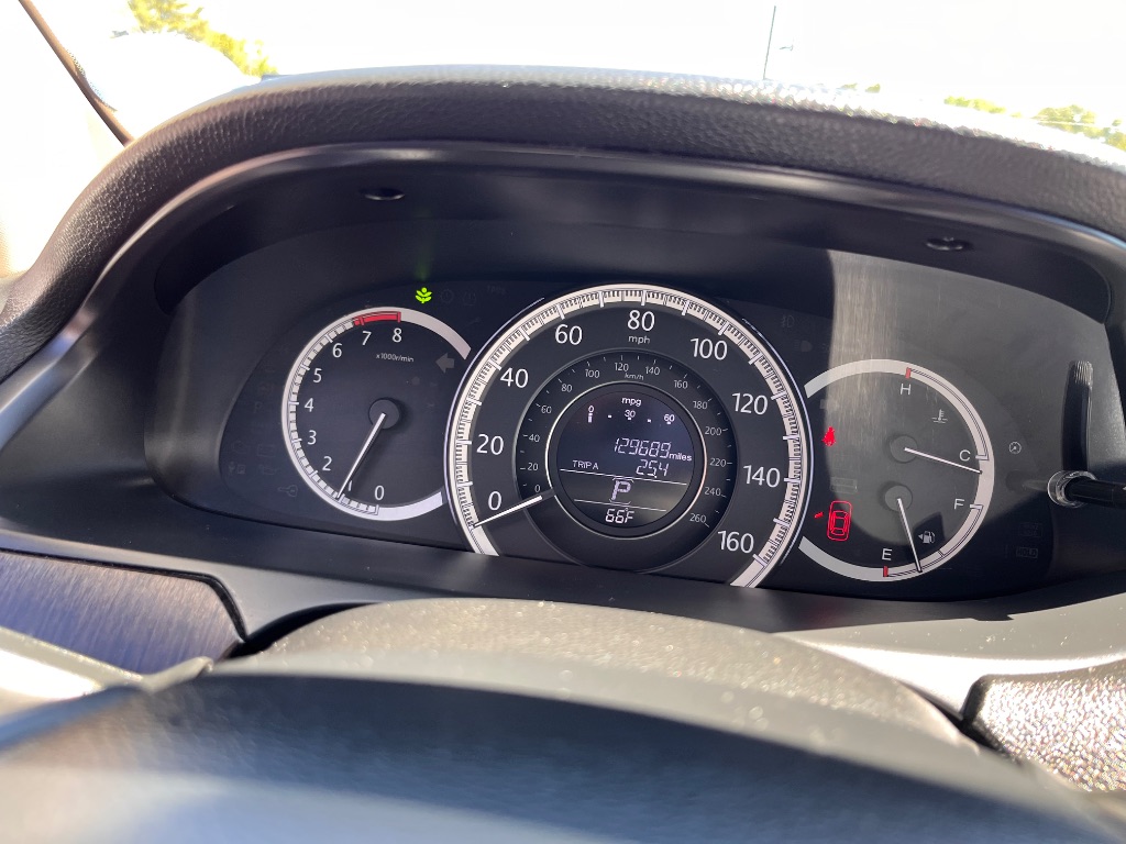 2015 Honda Accord - $16,900