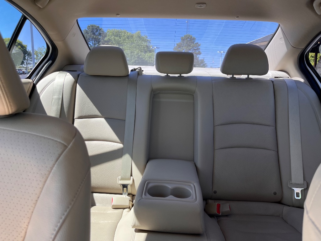 2015 Honda Accord - $16,900