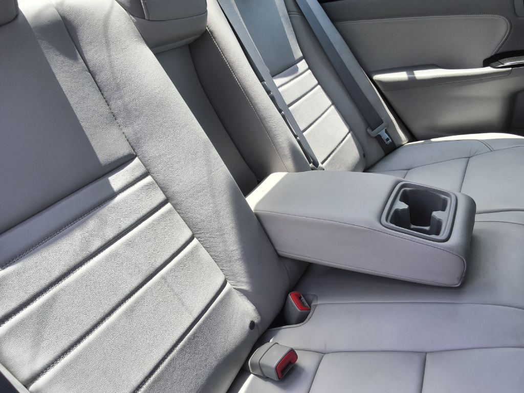 2015 Toyota Camry - $19,900