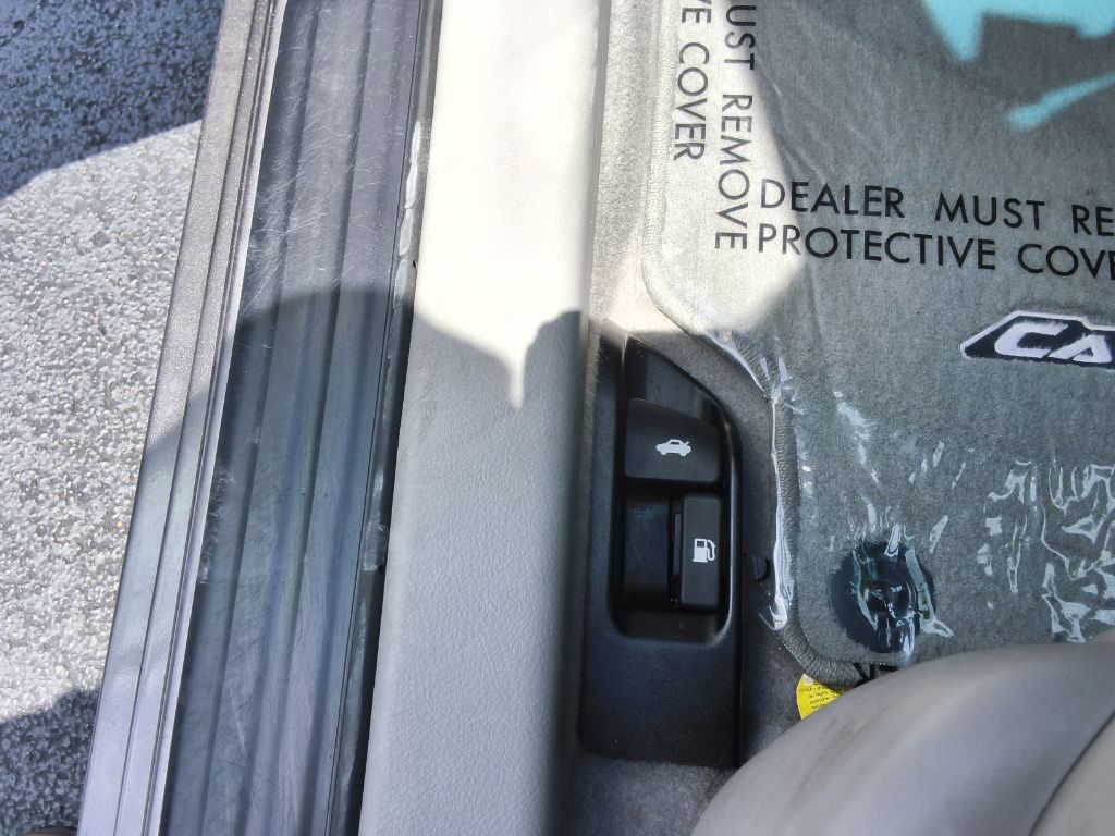 2015 Toyota Camry - $19,900