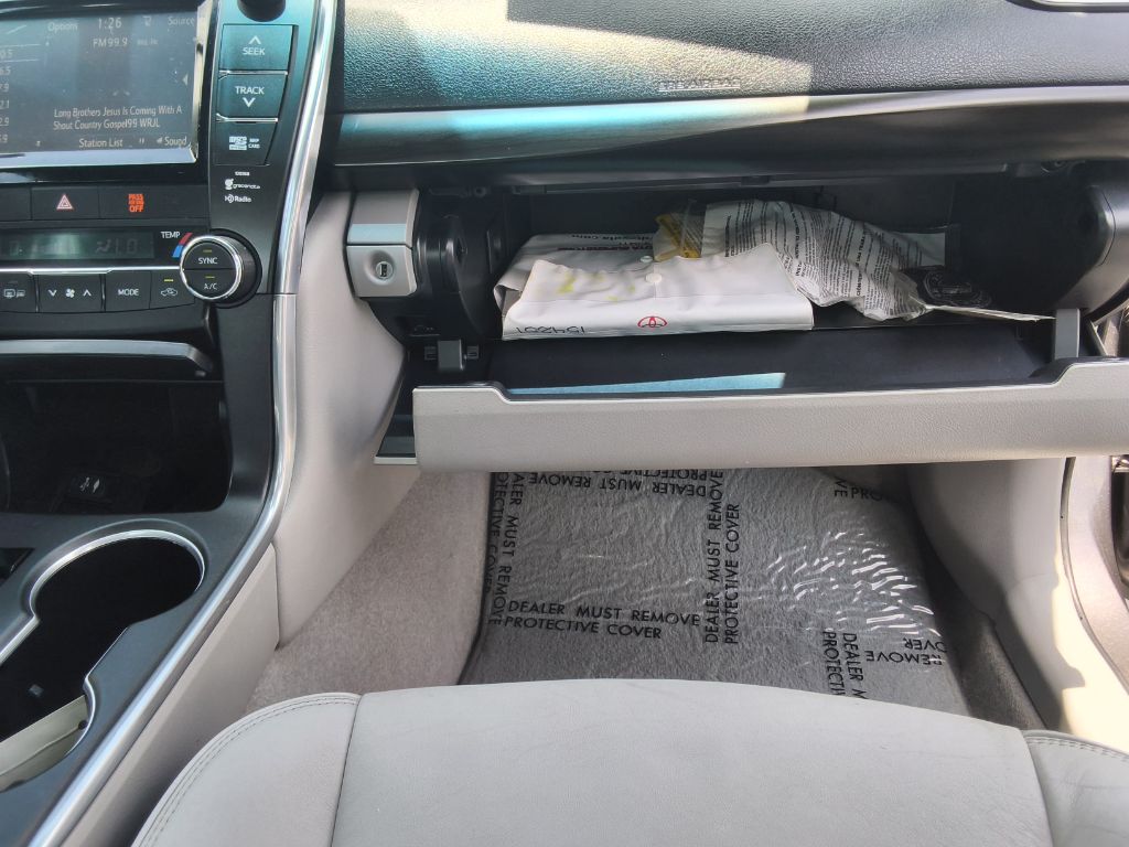 2015 Toyota Camry - $19,900
