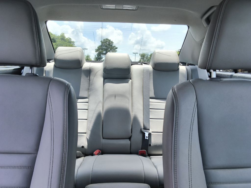 2015 Toyota Camry - $19,900
