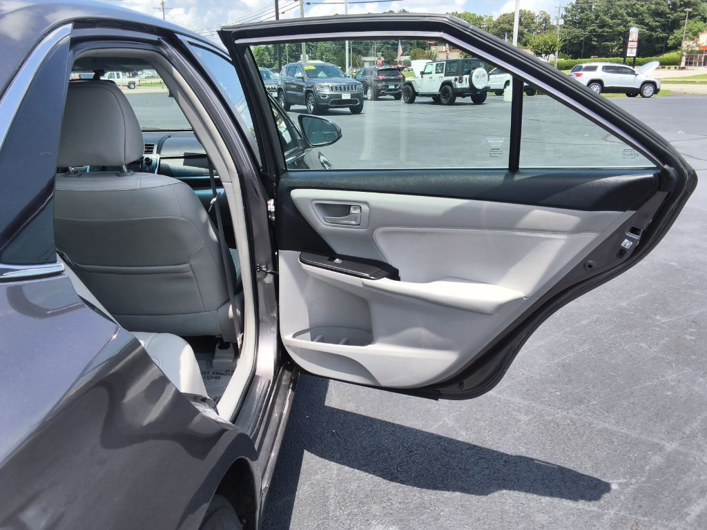 2015 Toyota Camry - $19,900