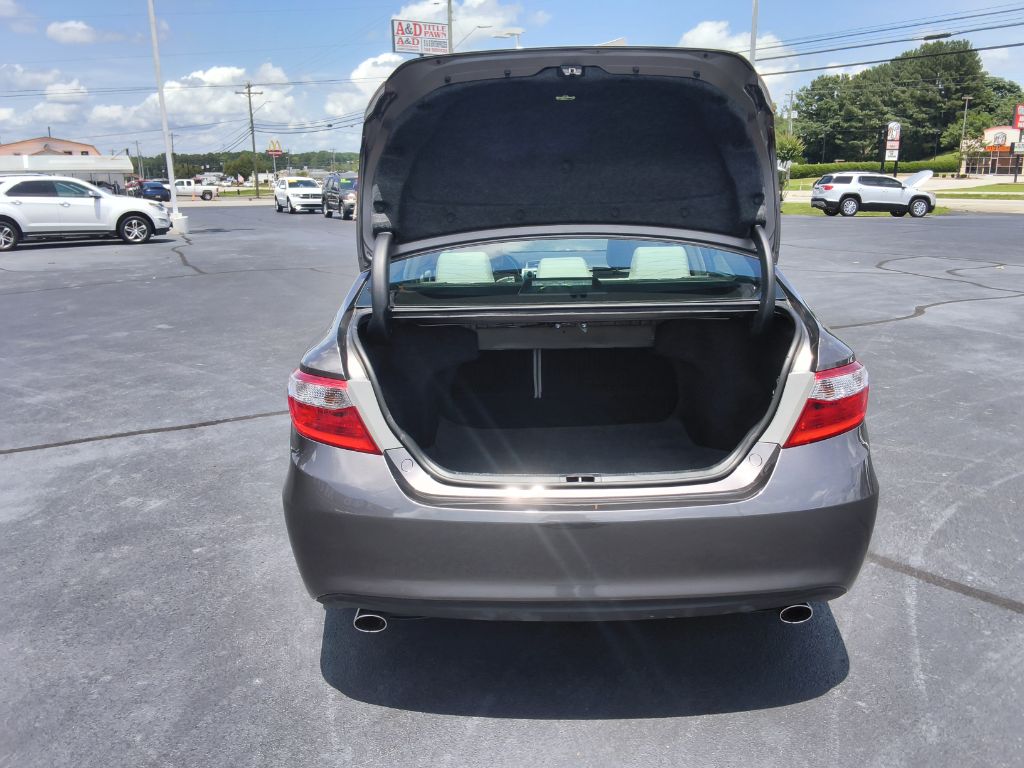 2015 Toyota Camry - $19,900