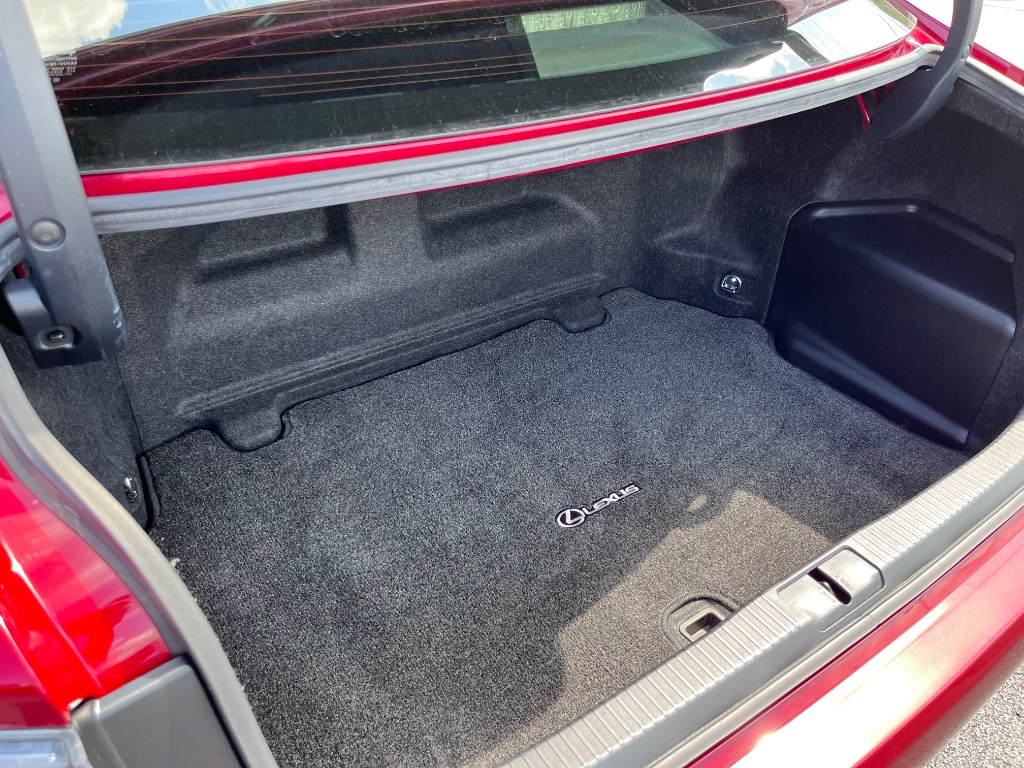 2014 Lexus ES - $17,900